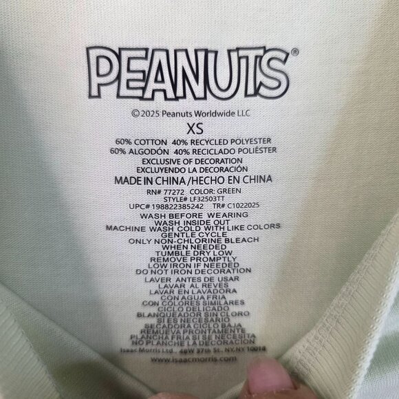 Peanuts Women's Charlie Brown and Friends Graphic Tee Size XS - Picture 5 of 7